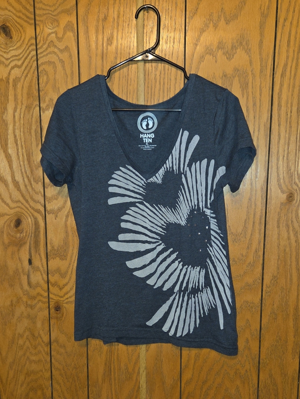 BOGO 🆓️ Hang Ten Charcoal Gray V-Neck Tee with Pale Gray Floral Graphic